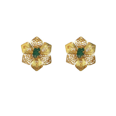 GARDENIA EMERALDS STUDS_AR701EMN-min